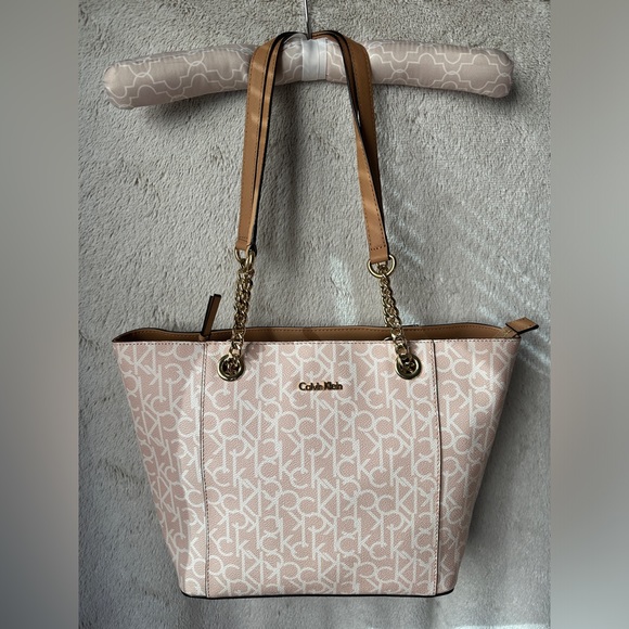 Calvin Klein Handbags - NWOT! Calvin Klein Pink & White Shoulder Bag